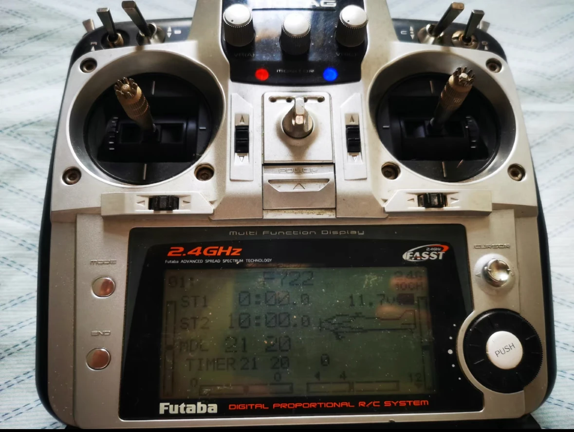 ฟุตาบา ADVANCED SPREAD SPECTRU - Radio Transmitter 2.4Ghz บทวิจารณ์และราคา